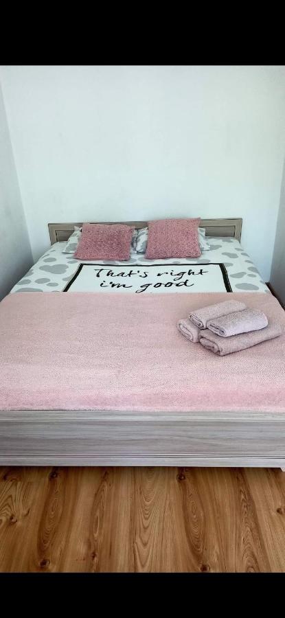 Appartement Kawalerka Z Balkonem 27 à Częstochowa Extérieur photo