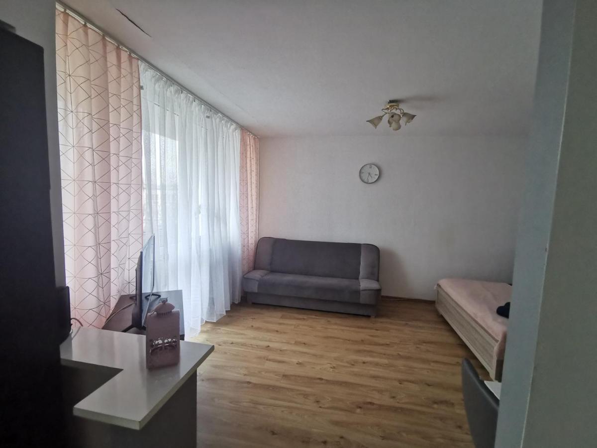 Appartement Kawalerka Z Balkonem 27 à Częstochowa Extérieur photo
